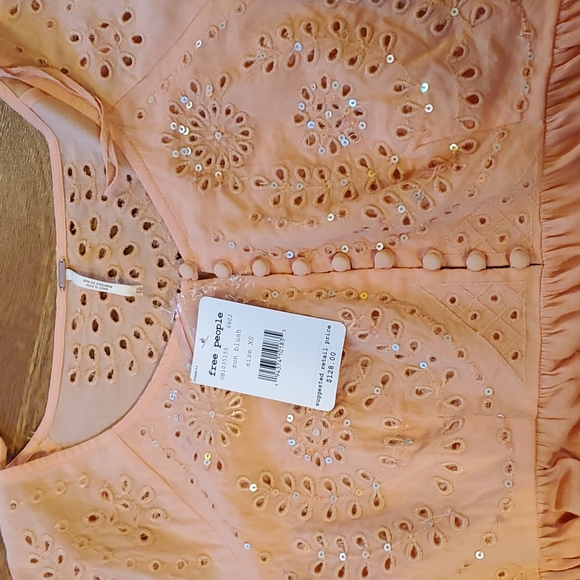Free People Sea of love BOHO eyelet top tunic blouse peach long sleeves  XS 2 4 - Picture 5 of 8